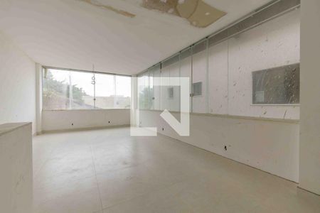 Casa de condomínio à venda com 720m², 4 quartos e 4 vagas Casa de condomínio à venda com 720m², 4 quartos e 4 vagasSala Anexo