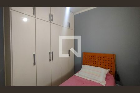 Casa à venda com 220m², 3 quartos e 2 vagas Casa à venda com 220m², 3 quartos e 2 vagasQuarto 1