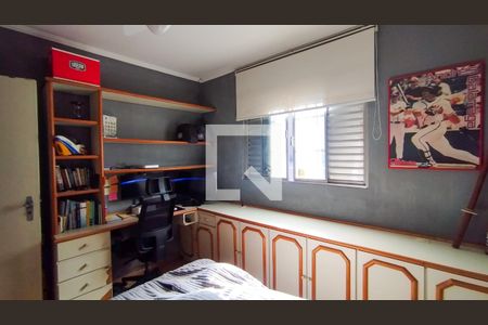 Casa à venda com 220m², 3 quartos e 2 vagas Casa à venda com 220m², 3 quartos e 2 vagasQuarto 2