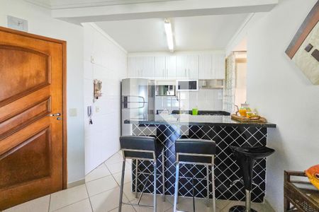 Apartamento para alugar com 100m², 3 quartos e 2 vagas Apartamento para alugar com 100m², 3 quartos e 2 vagasCozinha