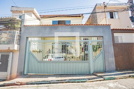 Casa à venda com 165m², 3 quartos e 2 vagasFachada