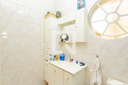 Casa à venda com 165m², 3 quartos e 2 vagasBanheiro Social