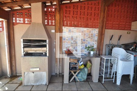 Casa à venda com 100m², 3 quartos e 2 vagasChurrasqueira