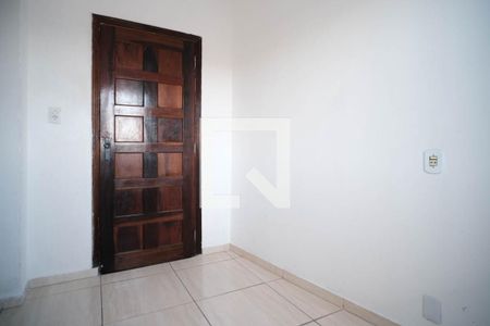 Sala  de casa para alugar com 2 quartos, 240m² em Jardim Eliane, São Paulo