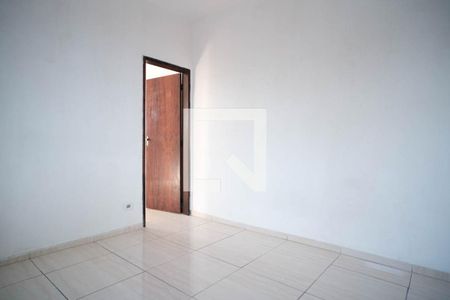 Sala  de casa para alugar com 2 quartos, 240m² em Jardim Eliane, São Paulo