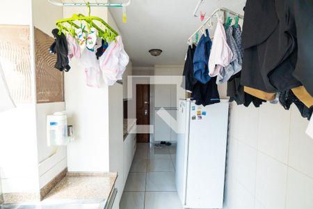 Apartamento à venda com 166m², 4 quartos e 2 vagas Apartamento à venda com 166m², 4 quartos e 2 vagasÁrea de Serviço