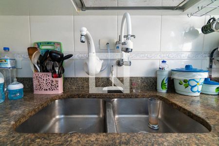 Apartamento à venda com 166m², 4 quartos e 2 vagas Apartamento à venda com 166m², 4 quartos e 2 vagasCozinha Detalhe