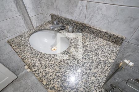 Apartamento à venda com 67m², 2 quartos e sem vaga Apartamento à venda com 67m², 2 quartos e sem vagaBanheiro