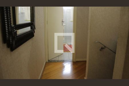 Casa à venda com 191m², 3 quartos e 5 vagasCorredor