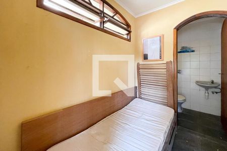 Casa à venda com 250m², 3 quartos e 3 vagas Casa à venda com 250m², 3 quartos e 3 vagasSuíte 3