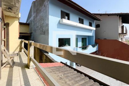 Casa à venda com 250m², 3 quartos e 3 vagas Casa à venda com 250m², 3 quartos e 3 vagasSacada - Suítes 1 e 2