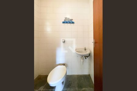 Casa à venda com 250m², 3 quartos e 3 vagas Casa à venda com 250m², 3 quartos e 3 vagasBanheiro - Suíte 3