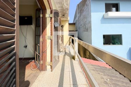 Casa à venda com 250m², 3 quartos e 3 vagas Casa à venda com 250m², 3 quartos e 3 vagasSacada - Suítes 1 e 2