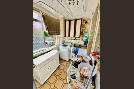 Apartamento à venda com 82m², 3 quartos e 1 vaga Apartamento à venda com 82m², 3 quartos e 1 vagaÁrea de Serviço