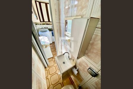 Apartamento à venda com 82m², 3 quartos e 1 vaga Apartamento à venda com 82m², 3 quartos e 1 vagaBanheiro de Serviço