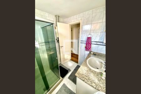 Apartamento à venda com 82m², 3 quartos e 1 vaga Apartamento à venda com 82m², 3 quartos e 1 vagaBanheiro 1