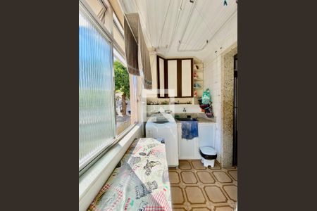 Apartamento à venda com 82m², 3 quartos e 1 vaga Apartamento à venda com 82m², 3 quartos e 1 vagaÁrea de Serviço