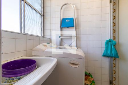 Apartamento à venda com 96m², 2 quartos e 1 vaga Apartamento à venda com 96m², 2 quartos e 1 vagaÁrea de serviço