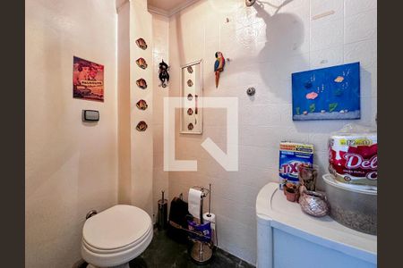 Casa à venda com 160m², 3 quartos e 2 vagasBanheiro de Serviço