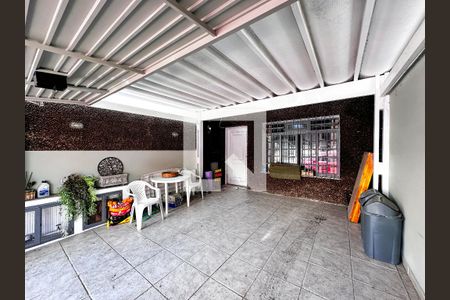 Casa à venda com 160m², 3 quartos e 2 vagasGaragem