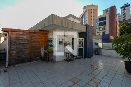 Apartamento à venda com 210m², 4 quartos e 3 vagas Apartamento à venda com 210m², 4 quartos e 3 vagasÁrea comum