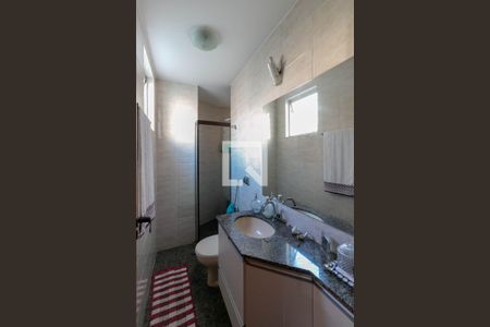 Apartamento à venda com 210m², 4 quartos e 3 vagas Apartamento à venda com 210m², 4 quartos e 3 vagasBanheiro Quarto 3