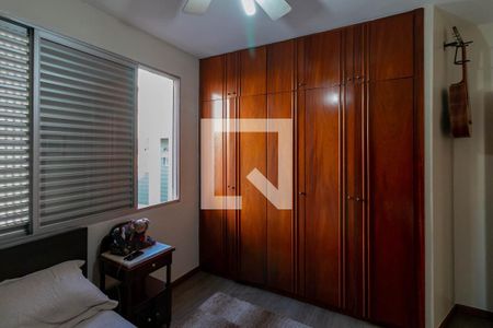 Apartamento à venda com 210m², 4 quartos e 3 vagas Apartamento à venda com 210m², 4 quartos e 3 vagasQuarto 4