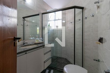Apartamento à venda com 210m², 4 quartos e 3 vagas Apartamento à venda com 210m², 4 quartos e 3 vagasBanheiro