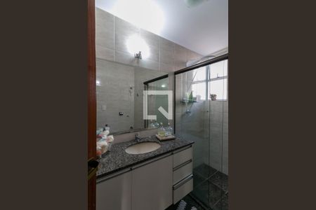 Apartamento à venda com 210m², 4 quartos e 3 vagas Apartamento à venda com 210m², 4 quartos e 3 vagasBanheiro