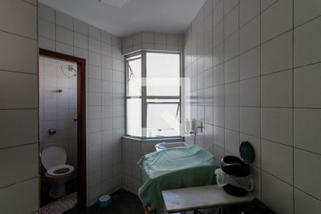 Apartamento à venda com 210m², 4 quartos e 3 vagas Apartamento à venda com 210m², 4 quartos e 3 vagasÁrea de Serviço