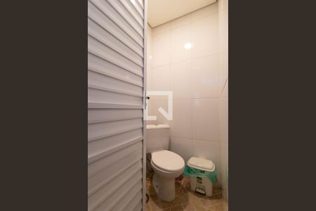 Casa à venda com 80m², 3 quartos e 4 vagasLavabo da Casa 02