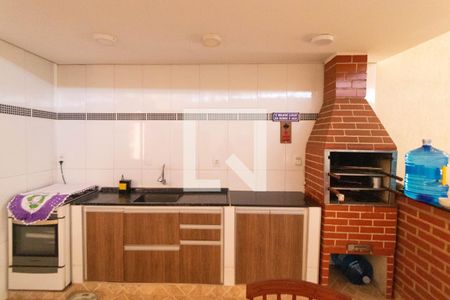 Casa à venda com 80m², 3 quartos e 4 vagasVaranda com Churrasqueira da Casa 02