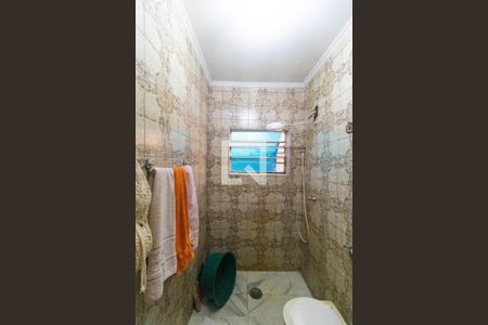 Casa à venda com 80m², 3 quartos e 4 vagasBanheiro