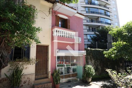 Casa para alugar com 120m², 2 quartos e 1 vagaFachada