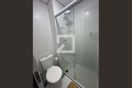 Banheiro de apartamento para alugar com 1 quarto, 31m² em Butantã, São Paulo