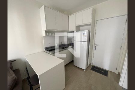 Cozinha de apartamento para alugar com 1 quarto, 31m² em Butantã, São Paulo