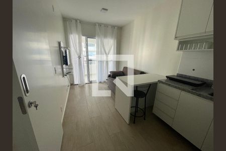 Sala de apartamento para alugar com 1 quarto, 31m² em Butantã, São Paulo