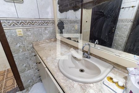 Casa à venda com 250m², 5 quartos e 2 vagasBanheiro da Casa 1