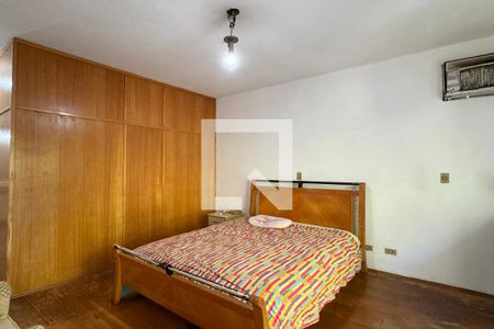 Casa de condomínio à venda com 350m², 4 quartos e 5 vagasSuíte 1