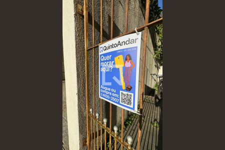 Casa de condomínio à venda com 350m², 4 quartos e 5 vagasFachada