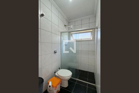 Casa de condomínio à venda com 350m², 4 quartos e 5 vagasBanheiro da Suíte 3