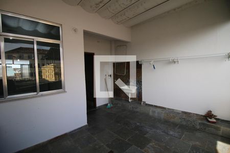 Casa à venda com 165m², 3 quartos e sem vagaVaranda