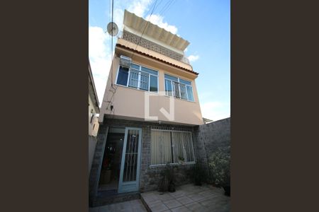 Casa à venda com 165m², 3 quartos e sem vagaFachada da casa