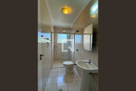 Casa de condomínio à venda com 130m², 3 quartos e 2 vagasBanheiro Social