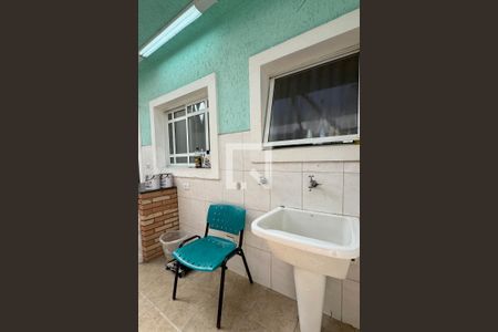 Casa de condomínio à venda com 130m², 3 quartos e 2 vagasÁrea de Serviço