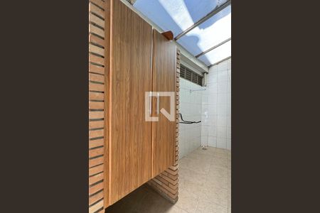 Casa de condomínio à venda com 130m², 3 quartos e 2 vagasÁrea de Serviço