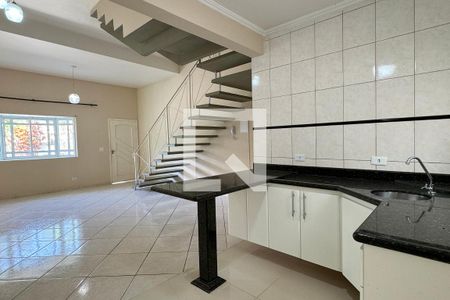 Casa de condomínio à venda com 130m², 3 quartos e 2 vagasCozinha