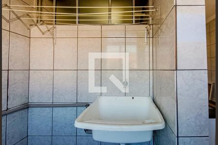 Apartamento à venda com 80m², 2 quartos e 1 vagaÁrea de Serviço