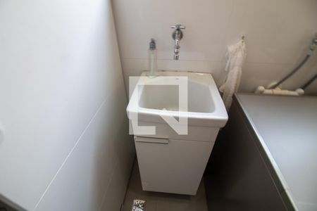 Apartamento à venda com 72m², 2 quartos e 1 vaga Apartamento à venda com 72m², 2 quartos e 1 vagaÁrea de Serviço