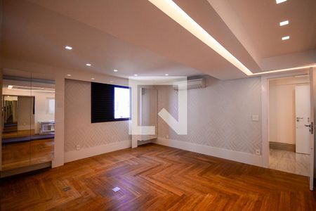 Apartamento à venda com 170m², 3 quartos e 3 vagas Apartamento à venda com 170m², 3 quartos e 3 vagasQuarto 3 - Suite